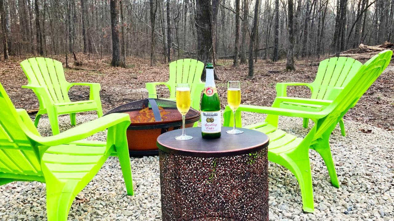 3Bd Cabin Family Fun Arcade Games Fire Pit 5 Min From Lake Fishing Hunting โบรคเคนโบว์ ภายนอก รูปภาพ